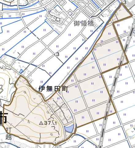 伊無田町とその周辺の地図。町の範囲を重ねている