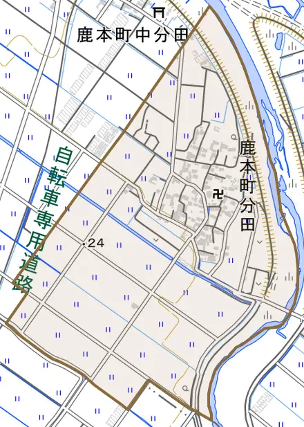 鹿本町分田とその周辺の地図。町の範囲を重ねている