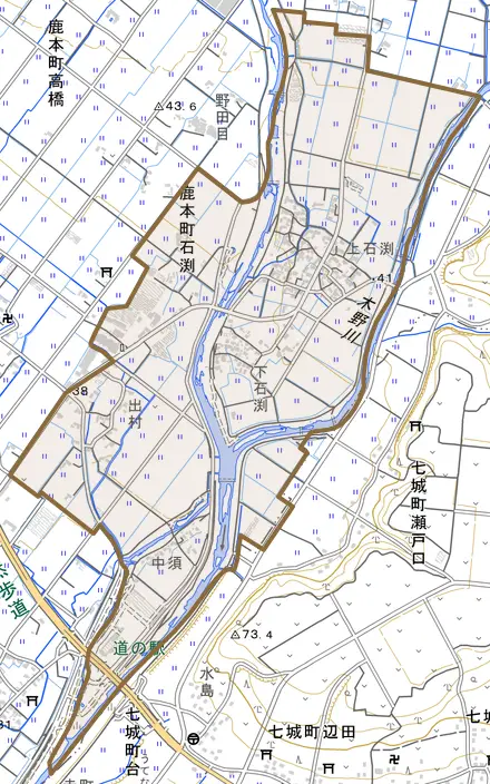 鹿本町石渕とその周辺の地図。町の範囲を重ねている