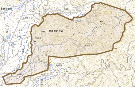 菊鹿町阿佐古とその周辺の地図。町の範囲を重ねている