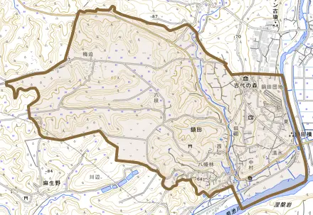 鍋田とその周辺の地図。町の範囲を重ねている