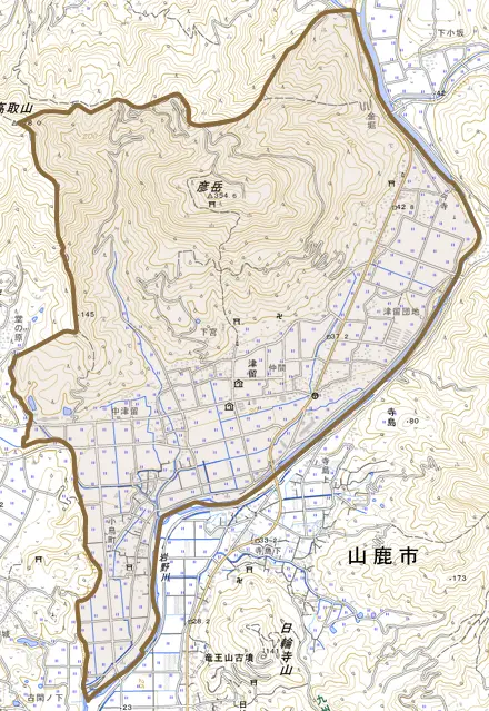 津留とその周辺の地図。町の範囲を重ねている