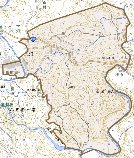 畑とその周辺の地図。町の範囲を重ねている