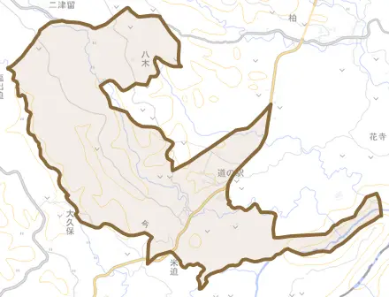 今とその周辺の地図。町の範囲を重ねている