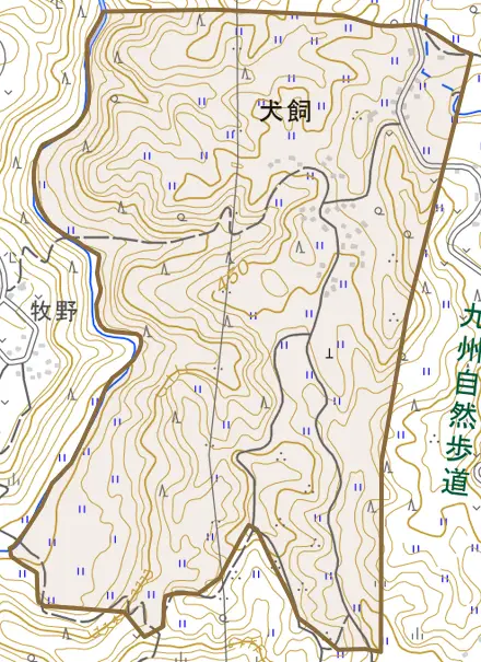 犬飼とその周辺の地図。町の範囲を重ねている