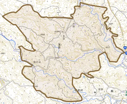 玉目とその周辺の地図。町の範囲を重ねている