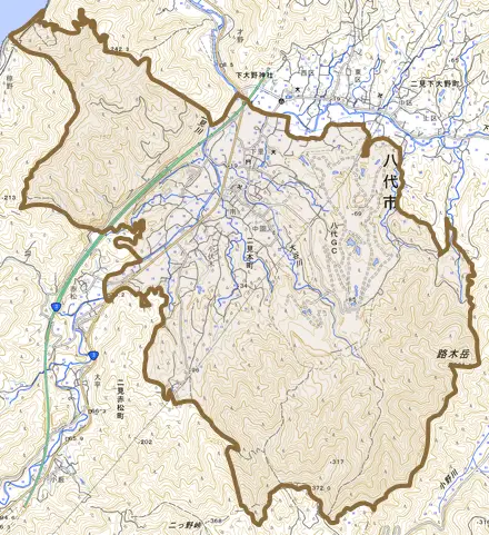 二見本町とその周辺の地図。町の範囲を重ねている