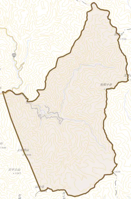 泉町樅木とその周辺の地図。町の範囲を重ねている