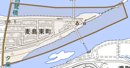 麦島東町とその周辺の地図。町の範囲を重ねている