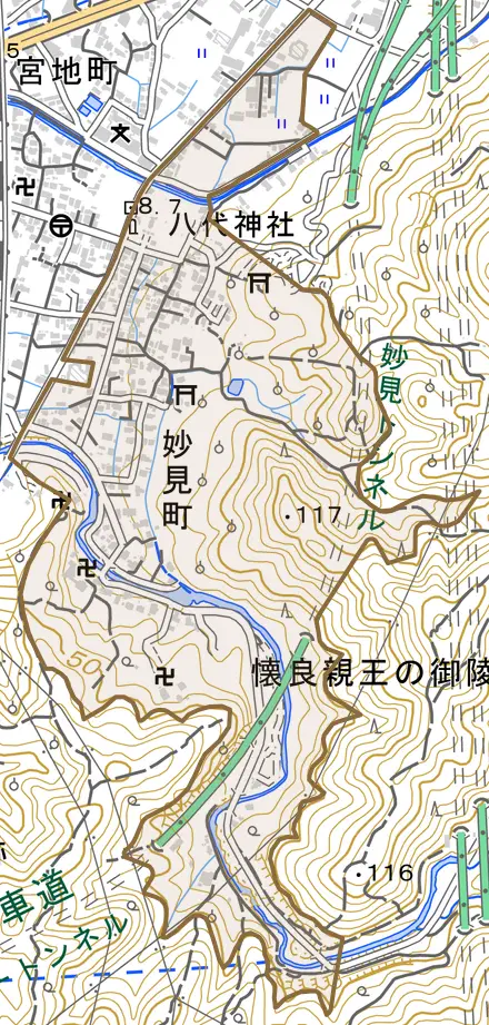 妙見町とその周辺の地図。町の範囲を重ねている