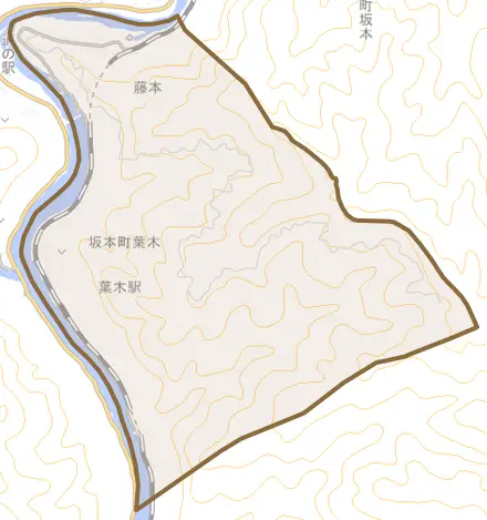 坂本町葉木とその周辺の地図。町の範囲を重ねている