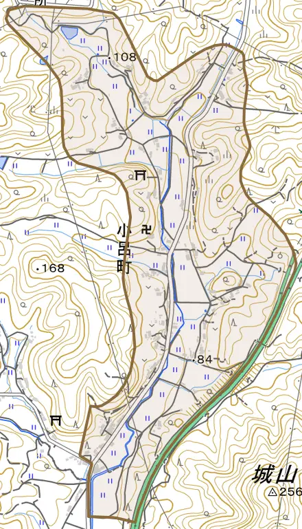 小呂町とその周辺の地図。町の範囲を重ねている