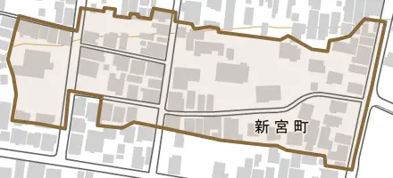新宮町とその周辺の地図。町の範囲を重ねている