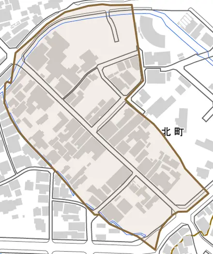 北町とその周辺の地図。町の範囲を重ねている
