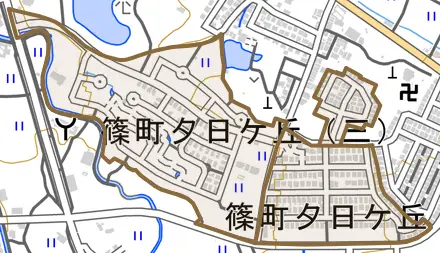 篠町夕日ケ丘とその周辺の地図。町の範囲を重ねている
