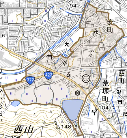 安町とその周辺の地図。町の範囲を重ねている