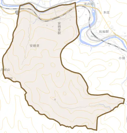 安栖里とその周辺の地図。町の範囲を重ねている