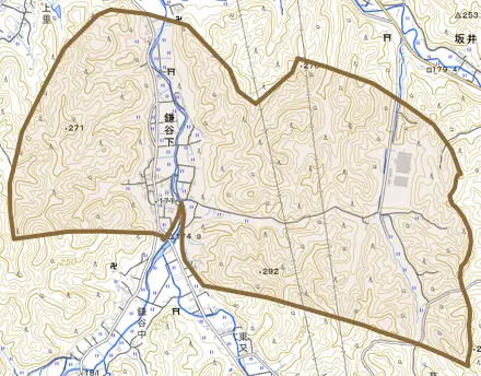 鎌谷下とその周辺の地図。町の範囲を重ねている