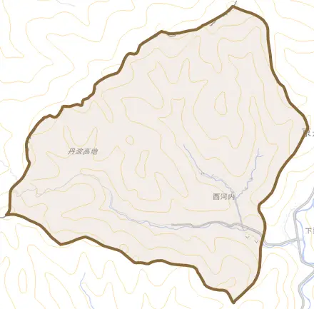 西河内とその周辺の地図。町の範囲を重ねている