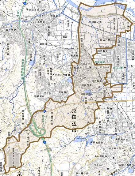 田辺とその周辺の地図。町の範囲を重ねている