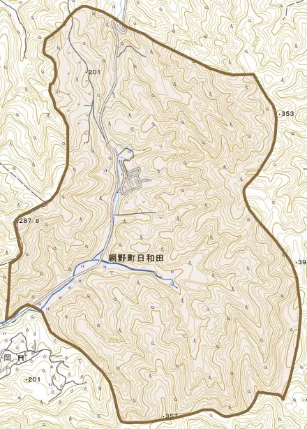 網野町日和田とその周辺の地図。町の範囲を重ねている