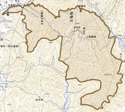 醍醐醍醐山とその周辺の地図。町の範囲を重ねている