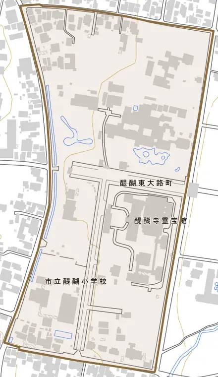 醍醐東大路町とその周辺の地図。町の範囲を重ねている