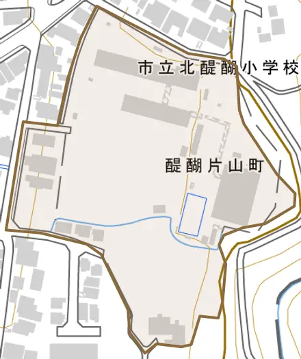 醍醐片山町とその周辺の地図。町の範囲を重ねている