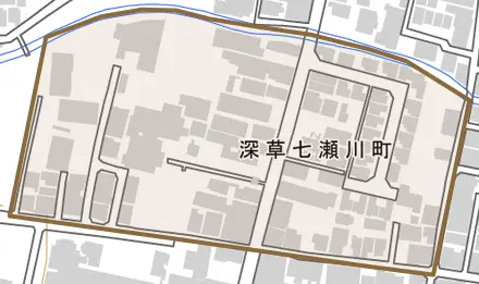 深草七瀬川町とその周辺の地図。町の範囲を重ねている