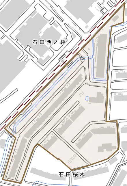 石田西ノ坪とその周辺の地図。町の範囲を重ねている