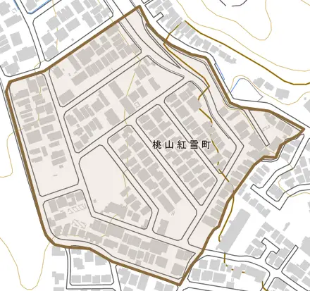 桃山紅雪町とその周辺の地図。町の範囲を重ねている