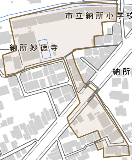 納所妙徳寺とその周辺の地図。町の範囲を重ねている