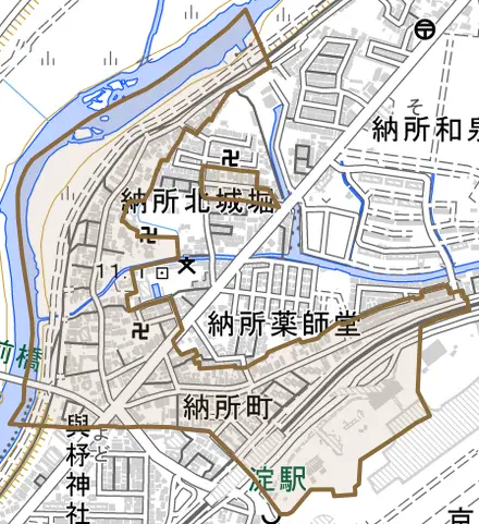 納所町とその周辺の地図。町の範囲を重ねている