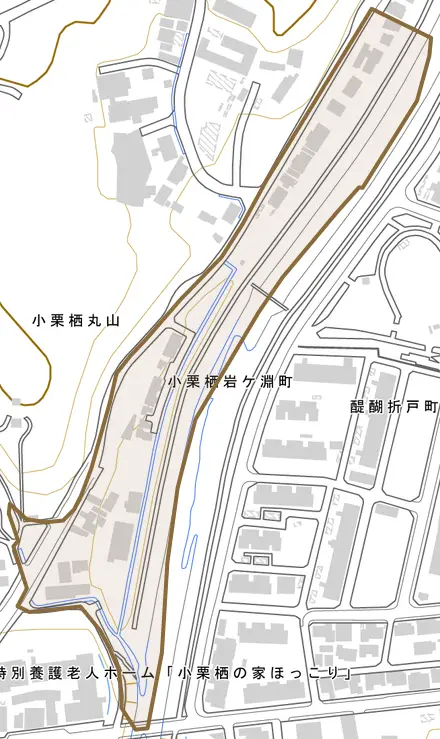 小栗栖岩ケ淵町とその周辺の地図。町の範囲を重ねている