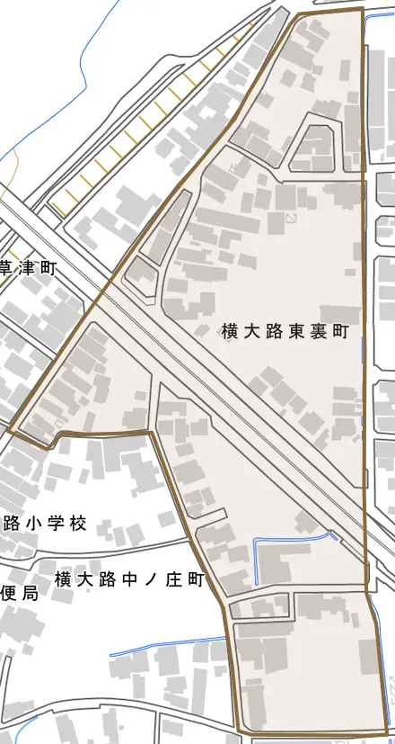 横大路東裏町とその周辺の地図。町の範囲を重ねている