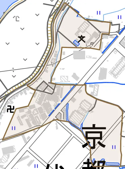 横大路六反畑とその周辺の地図。町の範囲を重ねている