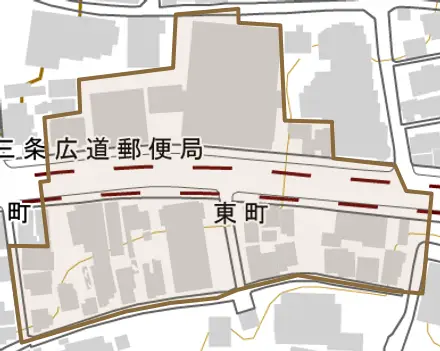 東町とその周辺の地図。町の範囲を重ねている