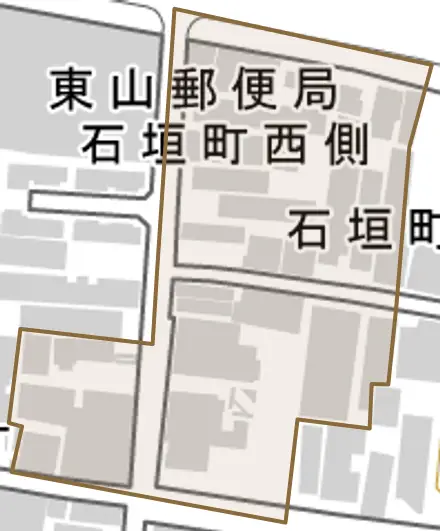 石垣町東側とその周辺の地図。町の範囲を重ねている