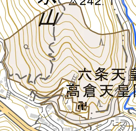 清閑寺歌ノ中山町とその周辺の地図。町の範囲を重ねている