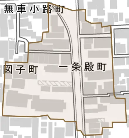 一条殿町とその周辺の地図。町の範囲を重ねている