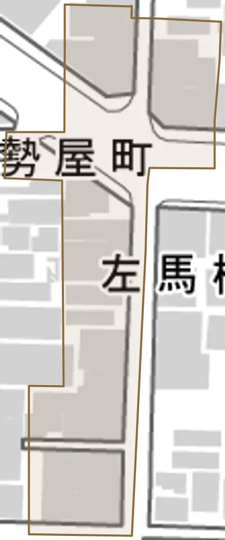 左馬松町とその周辺の地図。町の範囲を重ねている