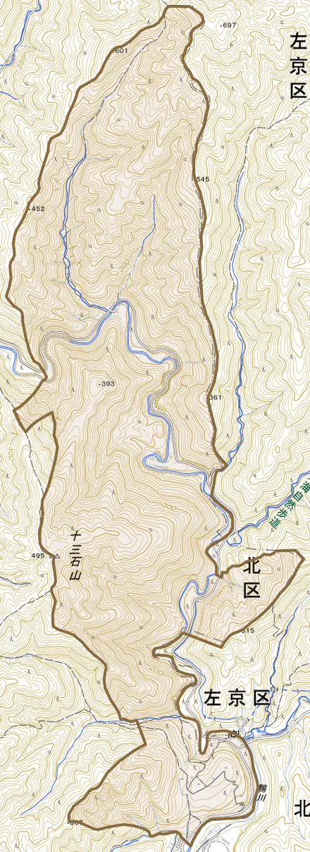 上賀茂十三石山とその周辺の地図。町の範囲を重ねている