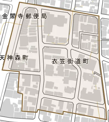 衣笠街道町とその周辺の地図。町の範囲を重ねている
