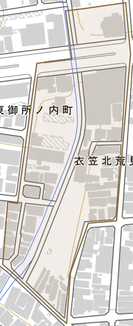 衣笠北荒見町とその周辺の地図。町の範囲を重ねている
