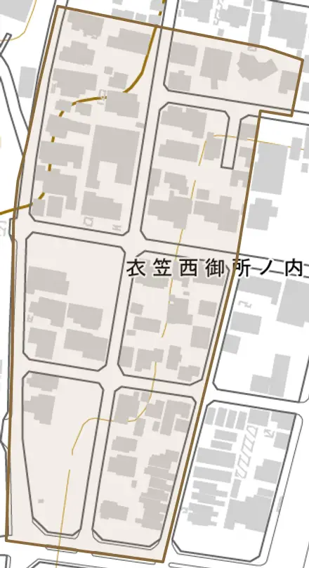 衣笠西御所ノ内町とその周辺の地図。町の範囲を重ねている