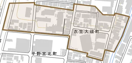衣笠大祓町とその周辺の地図。町の範囲を重ねている