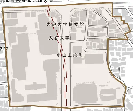 小山上総町とその周辺の地図。町の範囲を重ねている