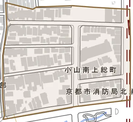 小山南上総町とその周辺の地図。町の範囲を重ねている