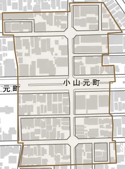 小山元町とその周辺の地図。町の範囲を重ねている