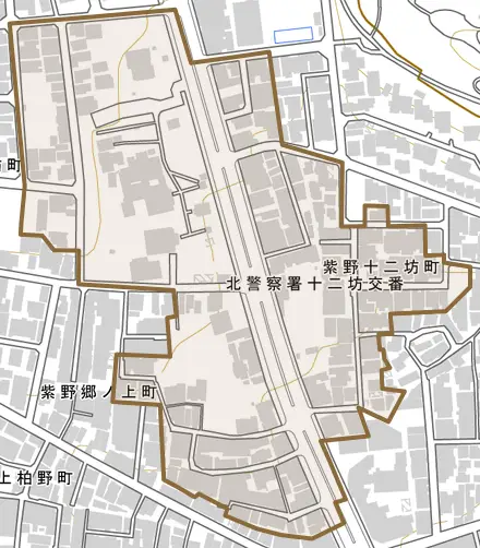 紫野十二坊町とその周辺の地図。町の範囲を重ねている